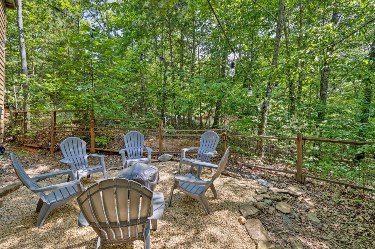 Bumblebee Cottage Murphy Retreat With Hot Tub Salem Exterior photo